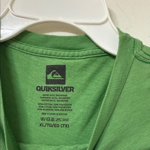 Quiksilver Green Tee with Wave Graphic - Picture 2 of 2